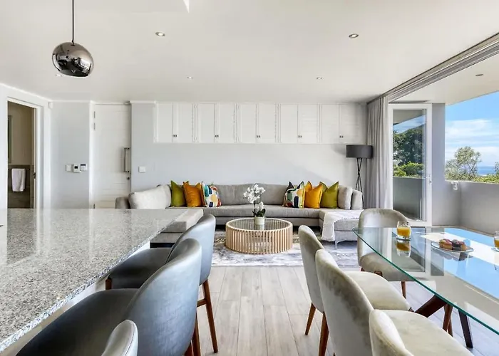 Rocha - Chic 150m To Pool Roof Deck Holiday home *