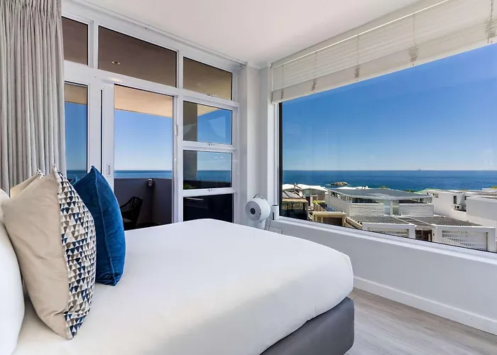 Rocha - Chic 150m To Pool Roof Deck Holiday home *